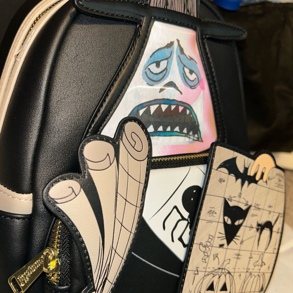 NWT Lenticular Mayor Nightmare before Christmas Loungefly- pull string spider - Picture 2 of 7